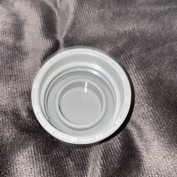 🦋Vintage Starbucks Rainbow Iridescent Glass bottle! - Picture 4 of 6